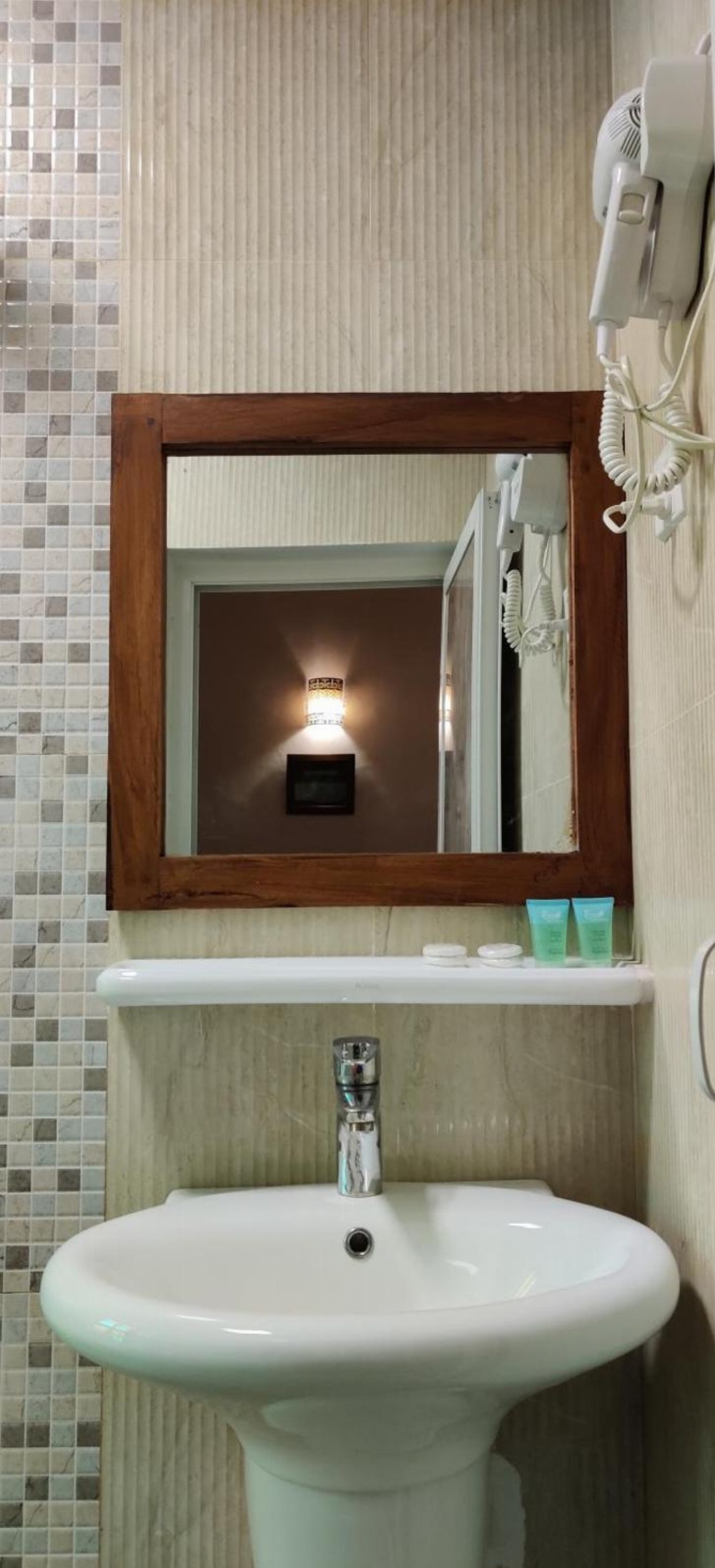 Smiles Stone Town Hotel Main image